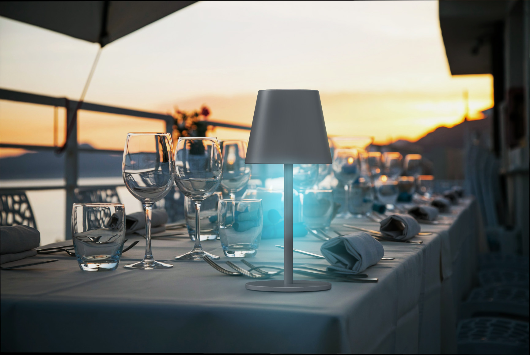 LED-Tischleuchte LUNA-80 G in GRAU, Kabellose Akku-Tischlampe mit Langzeit-Beleuchtung von 8 bis 72 Std durch 5200mAh Akku, inkl. Flaschenadapter